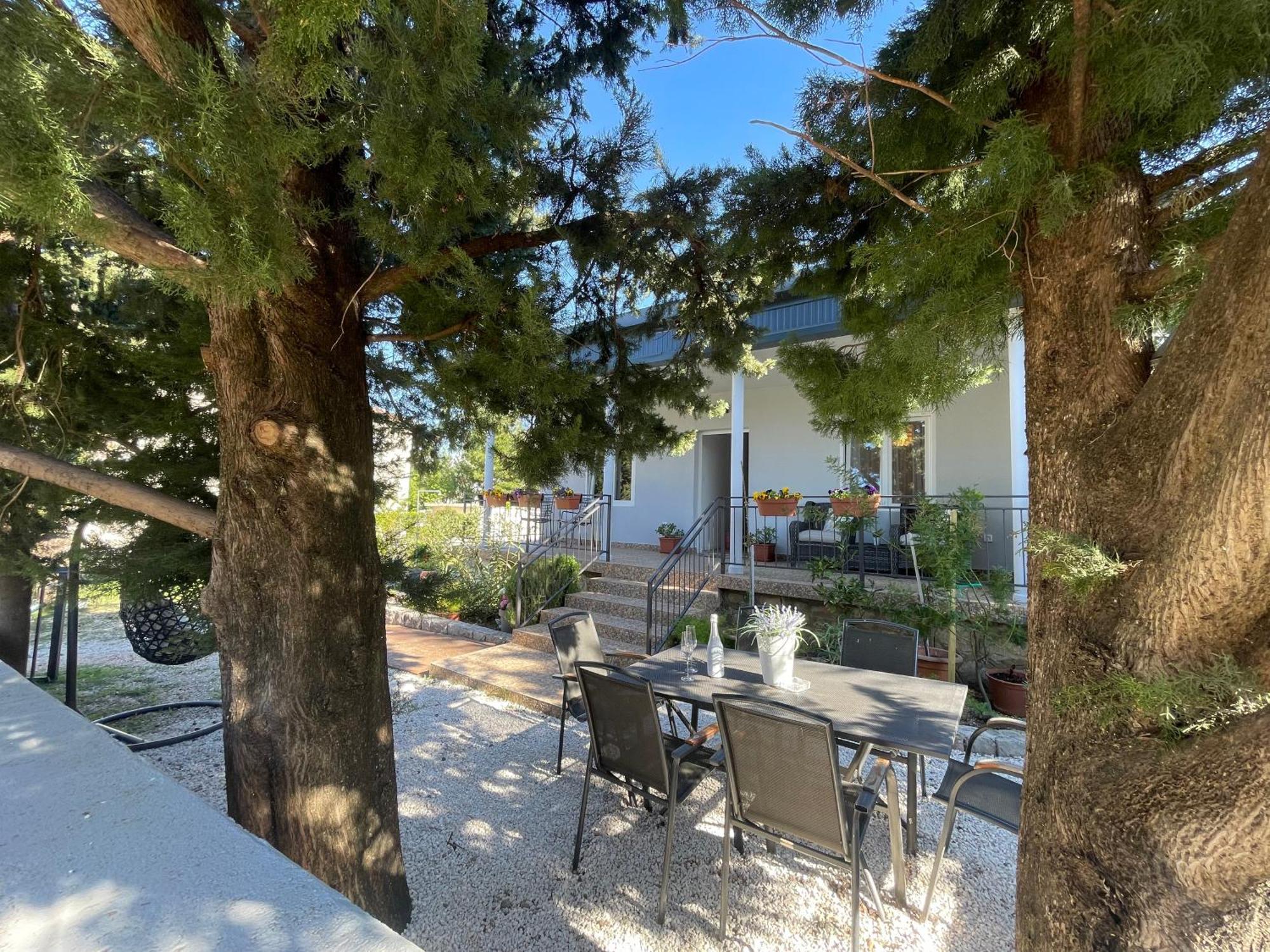 Holiday Home Lola - Large Outdoor Area Starigrad Paklenica Exterior foto